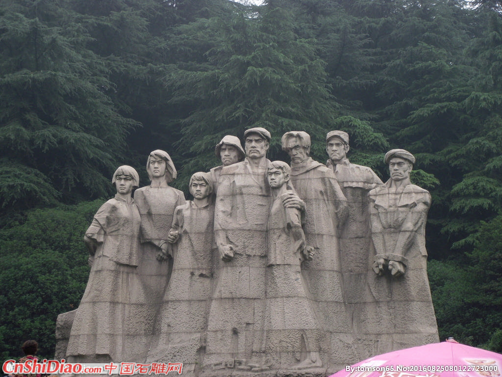 雨花台人物雕塑图片