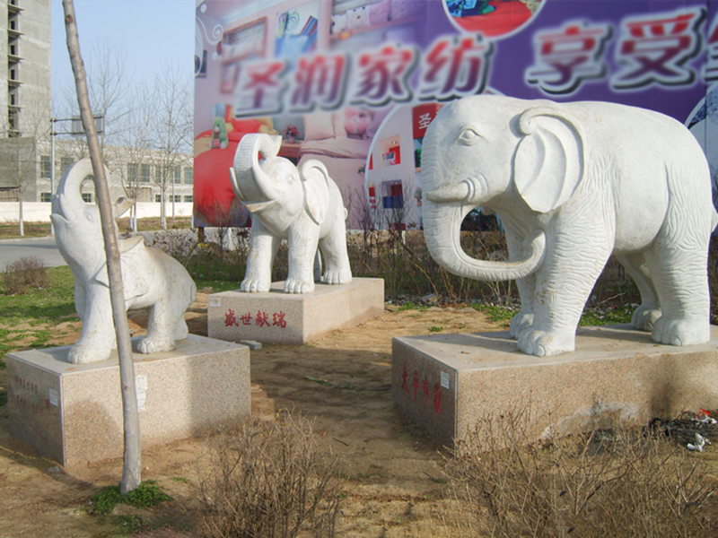 造型石大象