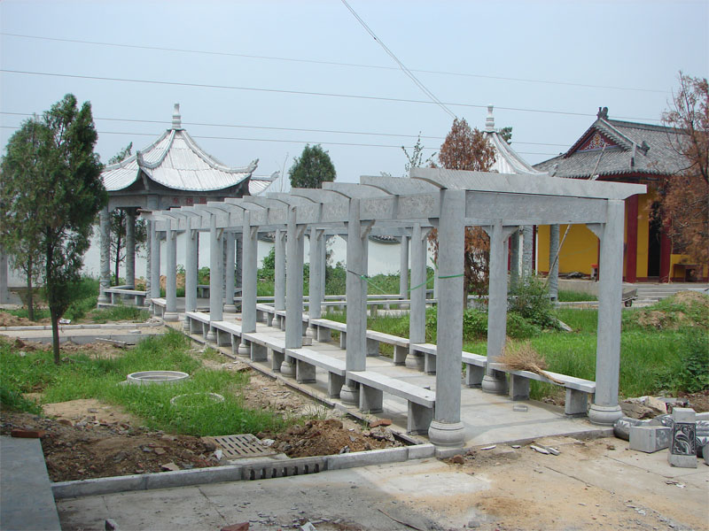寺庙石长廊