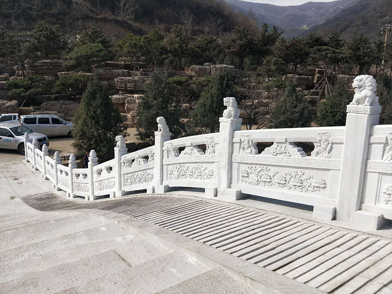 寺庙阶梯栏杆