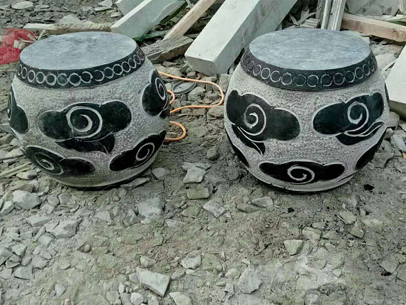 祥云石柱墩