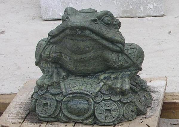 金蝉雕塑_金蝉石雕工艺品图片
