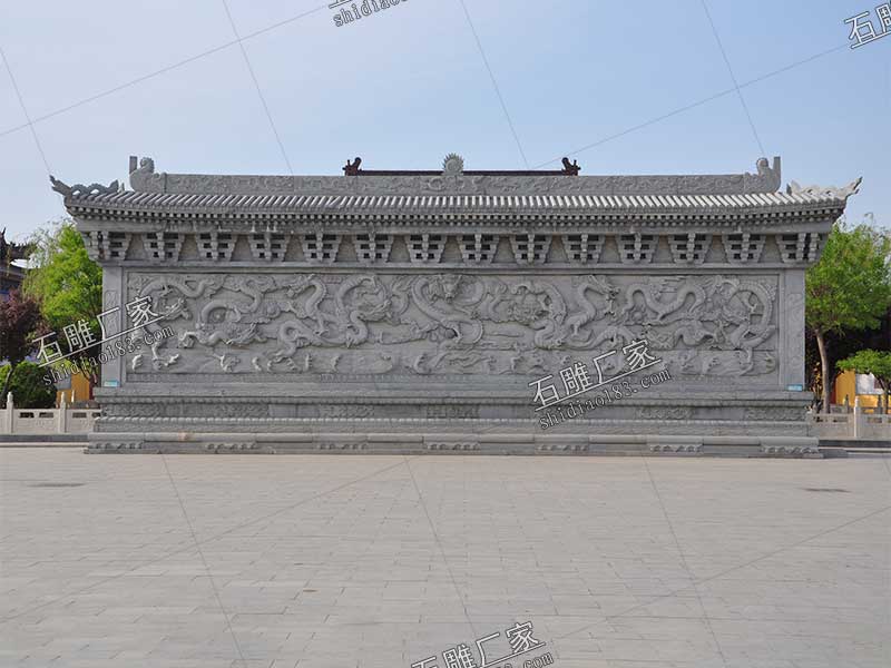 寺庙九龙壁雕刻