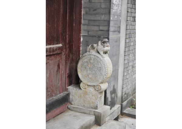 石雕门墩_石狮子门墩图片